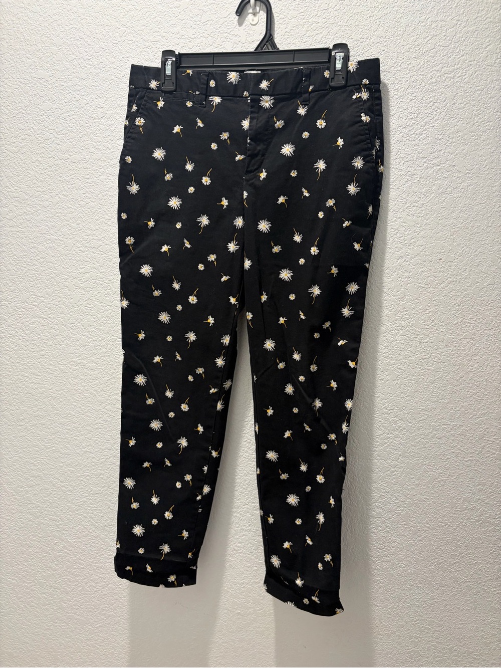 GAP Black Floral Print Cropped Jeans